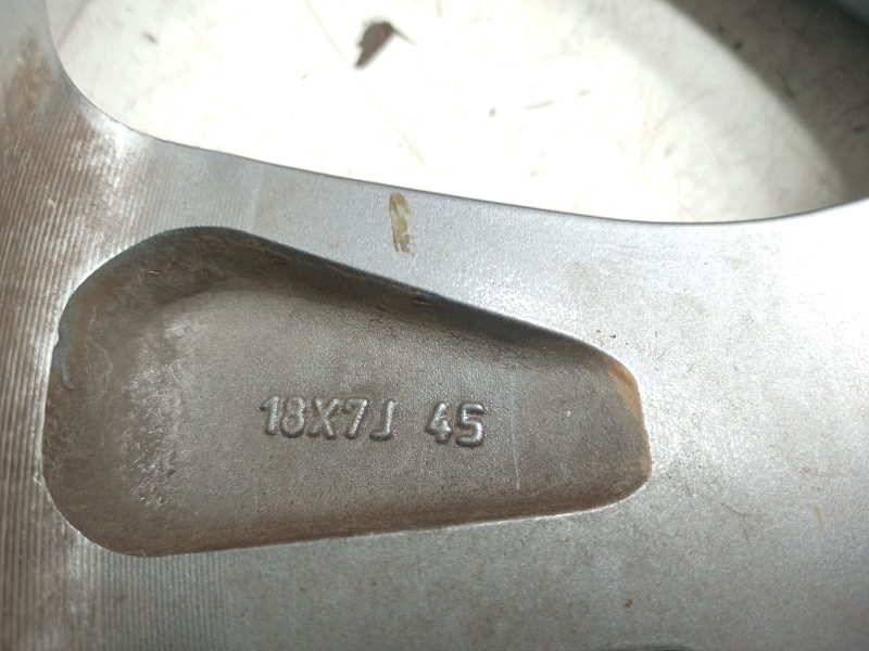 Recambio de llanta aluminio para mazda cx-30 (dm) skyactiv-g m hybrid referencia OEM IAM 9965787080  