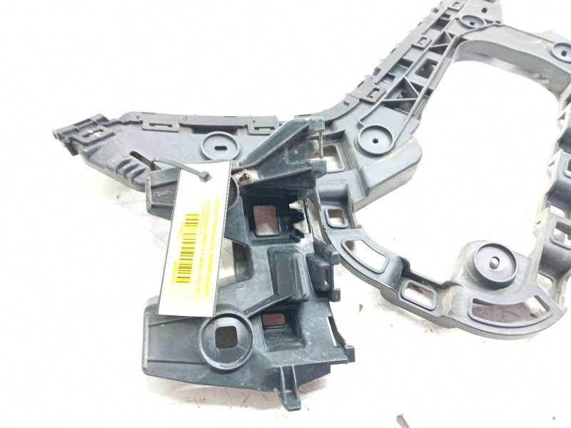 Recambio de soporte paragolpes trasero izquierdo para volkswagen passat b8 variant (3g5, cb5) 2.0 tdi 4motion referencia OEM IAM