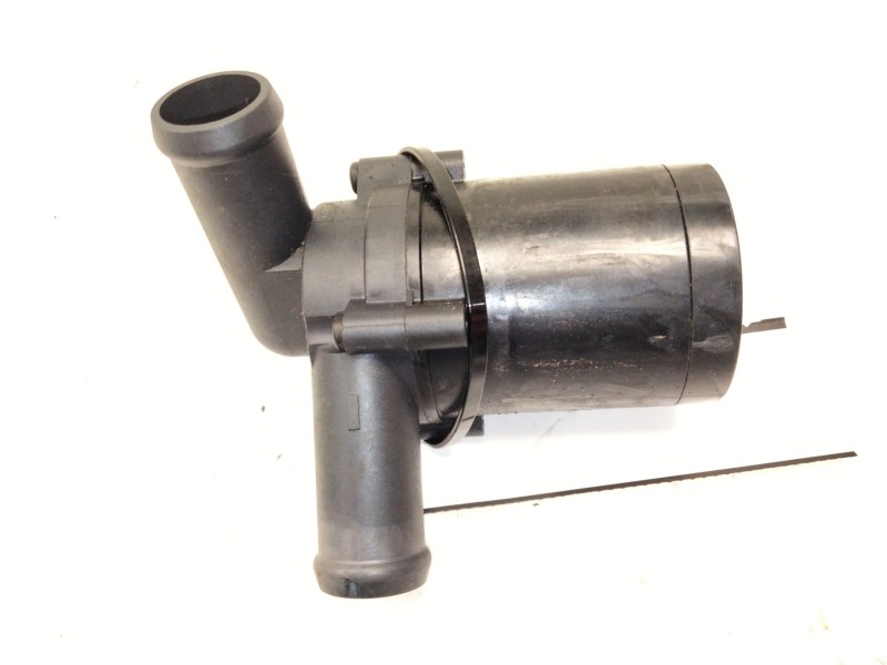 Recambio de motor electrico de agua para volkswagen passat b8 variant (3g5, cb5) 2.0 tdi 4motion referencia OEM IAM 9025973  