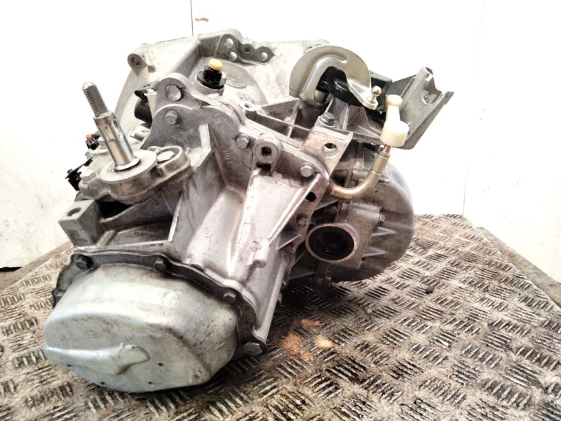 Recambio de caja cambios para peugeot 5008 (0u_, 0e_) 1.6 16v referencia OEM IAM 20DP56 7742518 