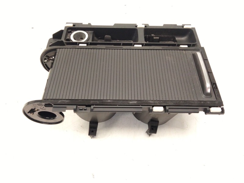 Recambio de portavasos para volkswagen passat b8 variant (3g5, cb5) 2.0 tdi 4motion referencia OEM IAM 3G0862531  
