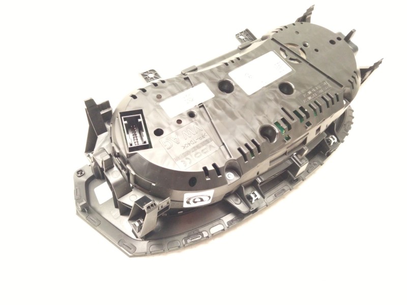 Recambio de cuadro instrumentos para volkswagen passat b8 variant (3g5, cb5) 2.0 tdi 4motion referencia OEM IAM 3G0920741  
