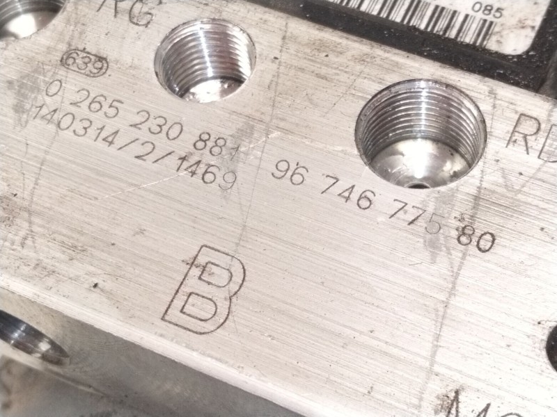 Recambio de abs para peugeot 5008 (0u_, 0e_) 1.6 16v referencia OEM IAM   