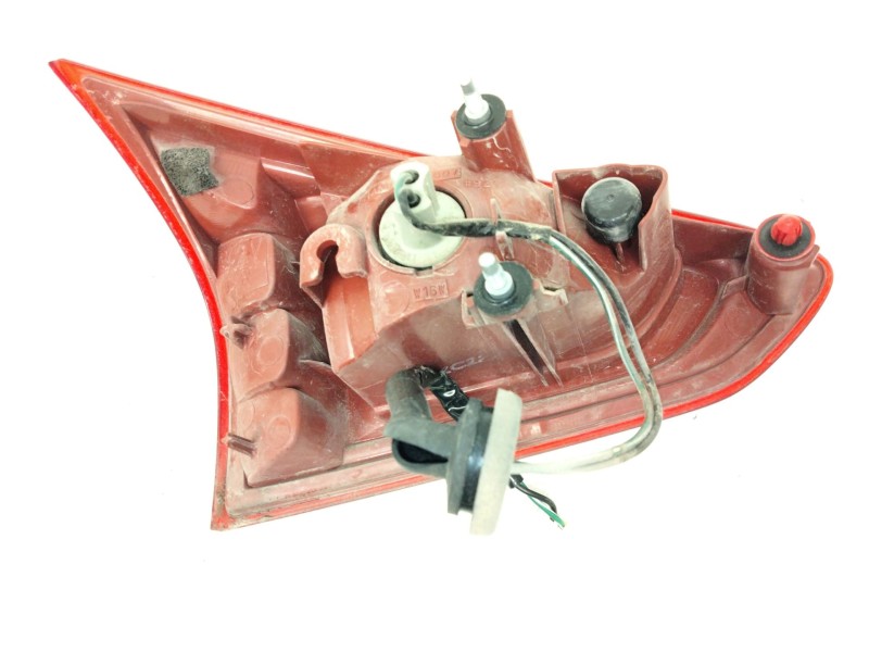 Recambio de piloto trasero derecho porton para infiniti ex 30d referencia OEM IAM   