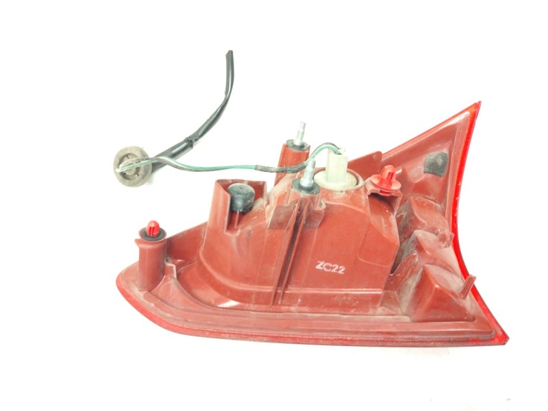 Recambio de piloto trasero izquierdo porton para infiniti ex 30d referencia OEM IAM   