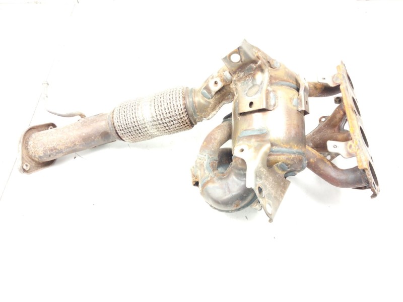 Recambio de catalizador para mazda cx-30 (dm) skyactiv-g m hybrid referencia OEM IAM HF011345XB  