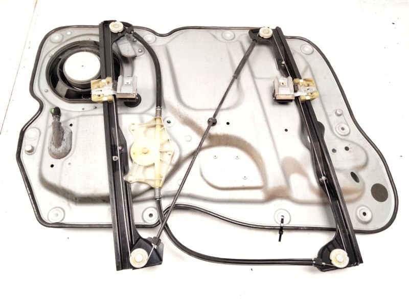 Recambio de elevalunas delantero derecho para volkswagen caddy iii monospace (2kb, 2kj, 2cb, 2cj) 1.9 tdi referencia OEM IAM 2K1