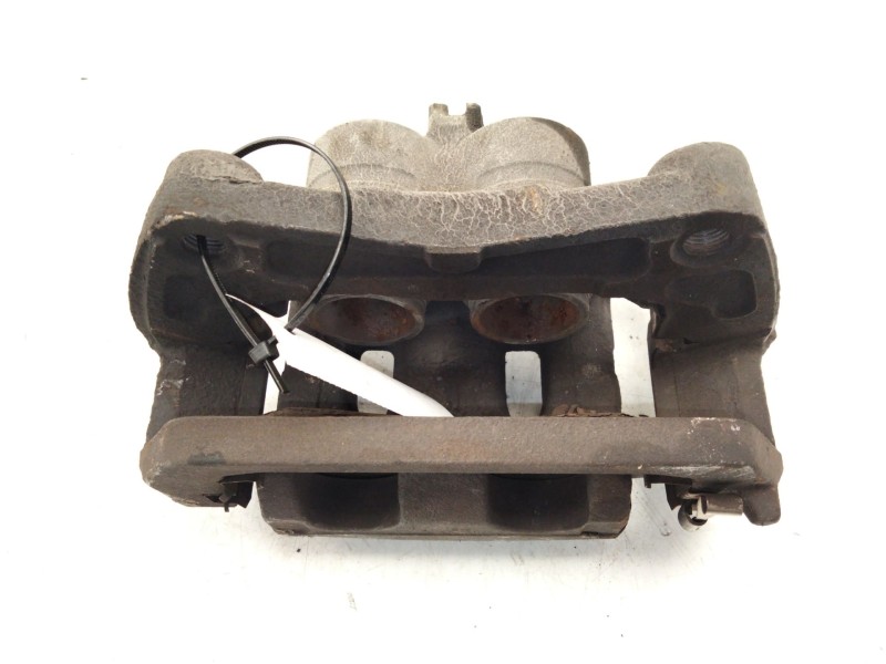 Recambio de pinza freno delantera derecha para infiniti ex 30d referencia OEM IAM 8XD  