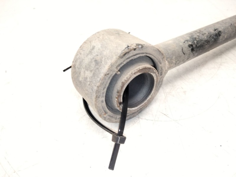 Recambio de brazo suspension inferior trasero izquierdo para infiniti ex 30d referencia OEM IAM   