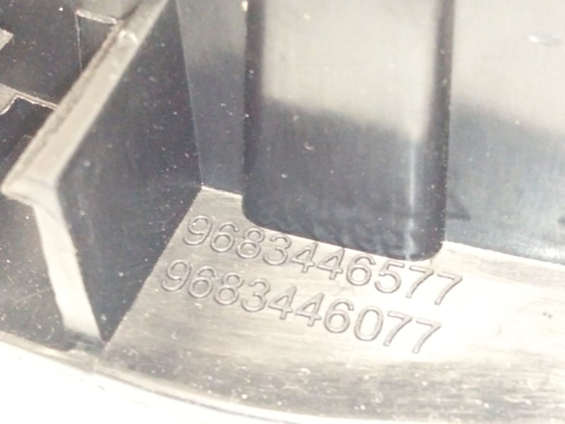 Recambio de maneta interior trasera derecha para peugeot 5008 (0u_, 0e_) 1.6 16v referencia OEM IAM 9683446577  