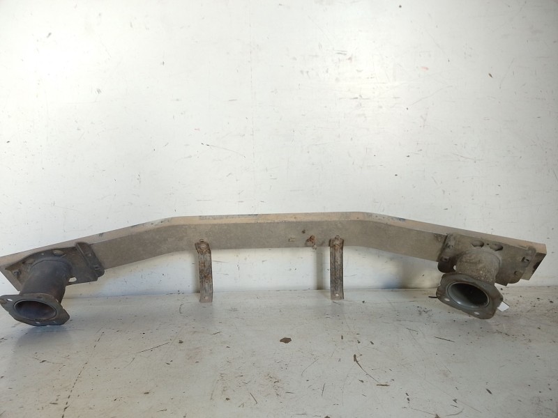 Recambio de refuerzo paragolpes trasero para infiniti ex 30d referencia OEM IAM   