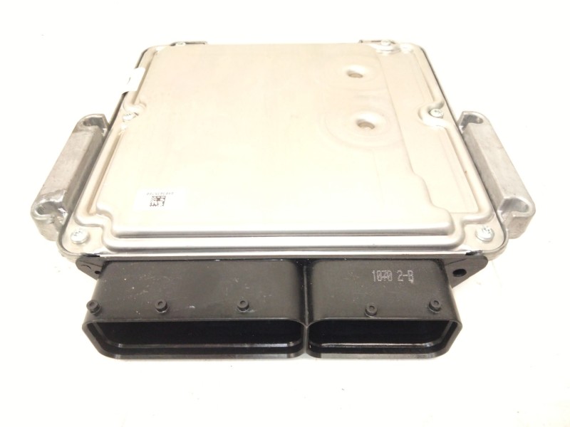 Recambio de centralita motor uce para infiniti ex 30d referencia OEM IAM 237101BY8B 0281016647 