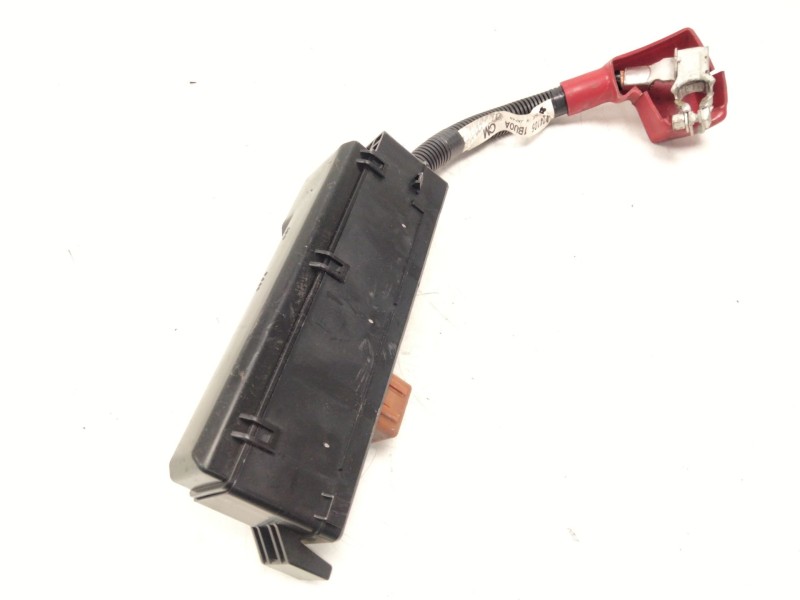 Recambio de fusible bateria para infiniti ex 30d referencia OEM IAM 241051BU0A  