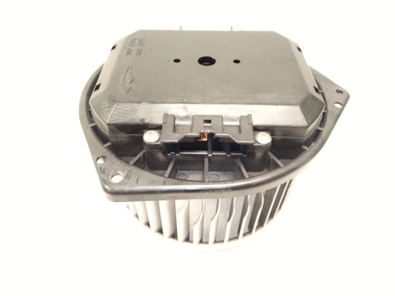 Recambio de motor calefaccion para infiniti ex 30d referencia OEM IAM A740100408  