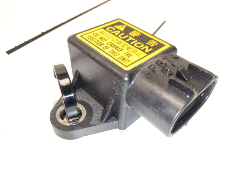 Recambio de sensor impacto lateral para infiniti ex 30d referencia OEM IAM 319551BN0A  