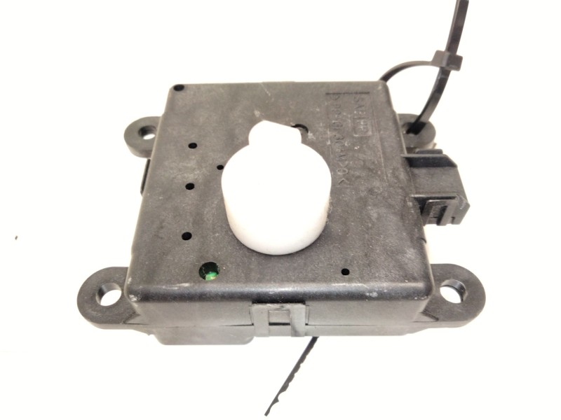 Recambio de motor de trampillas para infiniti ex 30d referencia OEM IAM 3J01030850  