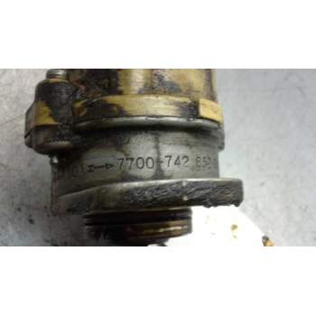 Recambio de delco para renault 19 (b/c/l53) referencia OEM IAM 77007428523A  