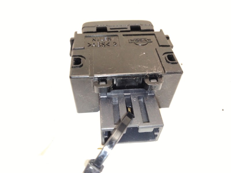 Recambio de pulsador esp para infiniti ex 30d referencia OEM IAM   