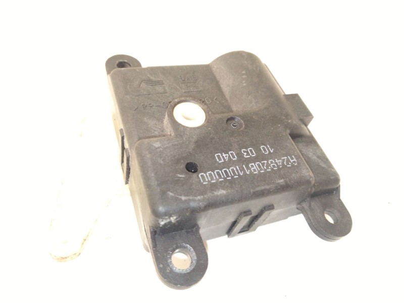 Recambio de motor de trampillas para infiniti ex 30d referencia OEM IAM A24820B21100000  