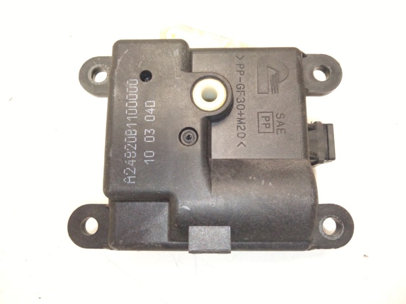 Recambio de motor de trampillas para infiniti ex 30d referencia OEM IAM A24820B21100000  