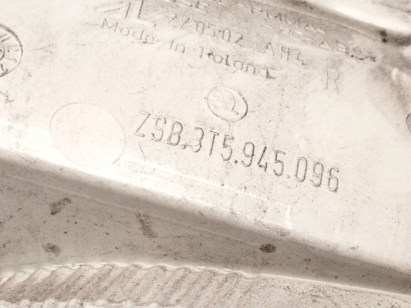 Recambio de piloto trasero derecho para skoda superb ii (3t4) 1.8 tsi 4x4 referencia OEM IAM 3T5945096  