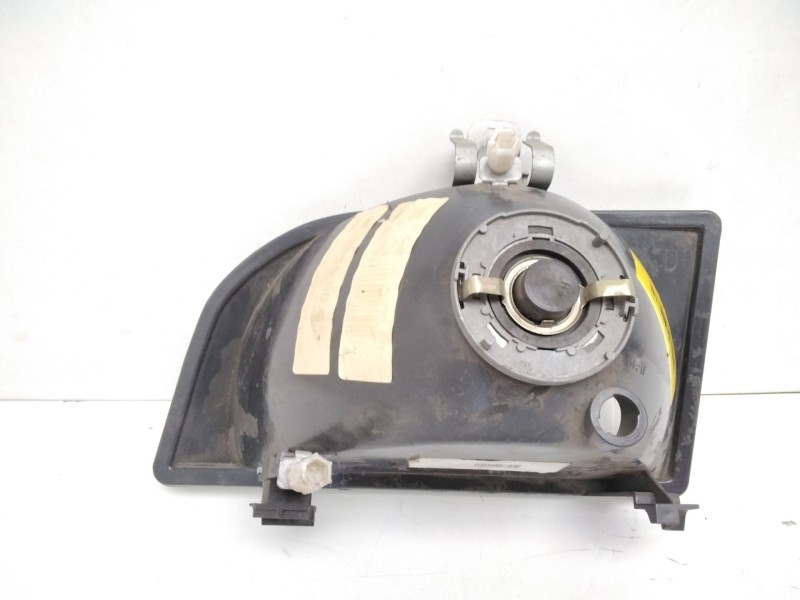 Recambio de faro derecho para ford fiesta berlina (dx) básico referencia OEM IAM 7071020  