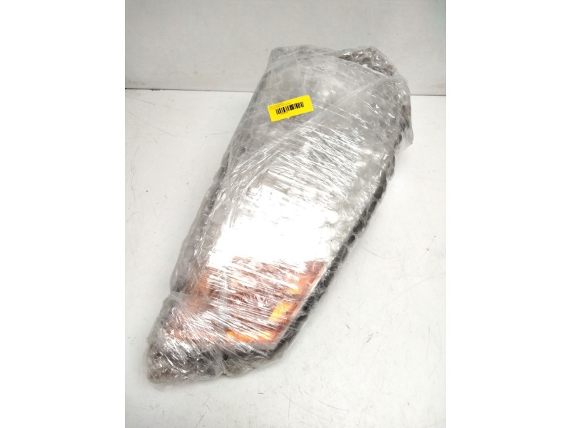 Recambio de faro izquierdo para nissan cabstar 110.45 referencia OEM IAM 89314251  26060BM500