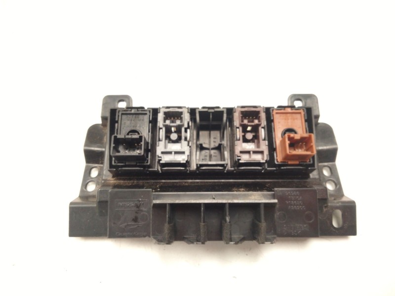 Recambio de interuuptor de calefaccion asientos para infiniti ex 30d referencia OEM IAM   