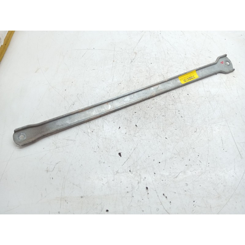 Recambio de soporte motor derecho inferior para mercedes-benz clase c (w205) c 220 bluetec / d (205.002, 205.004) referencia OEM