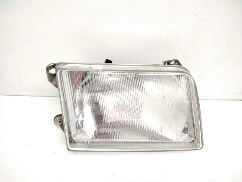 Recambio de faro derecho para ford transit, combi/bus 86/92 referencia OEM IAM MFD781G1RO  8346