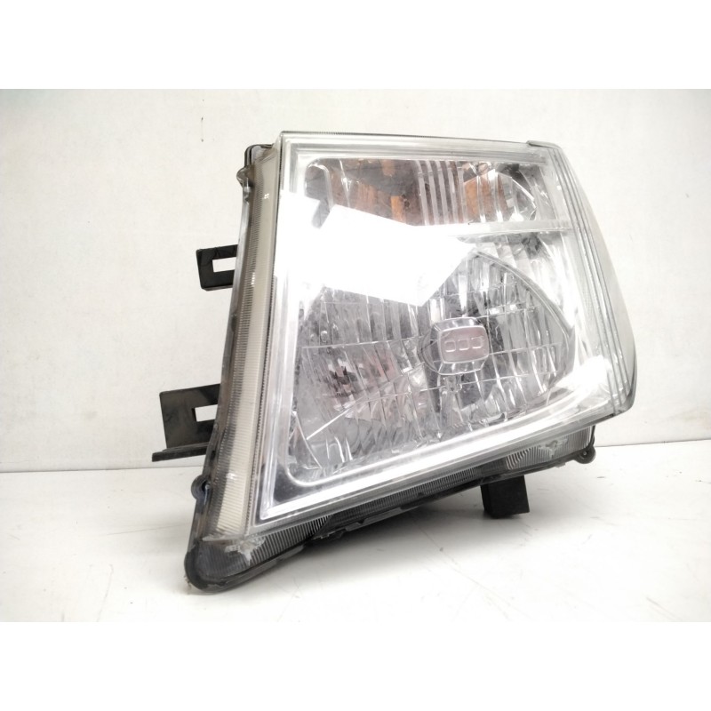 Recambio de faro izquierdo para nissan navara np300 (d40) 2.5 dci referencia OEM IAM 26010EB30B 10016460 