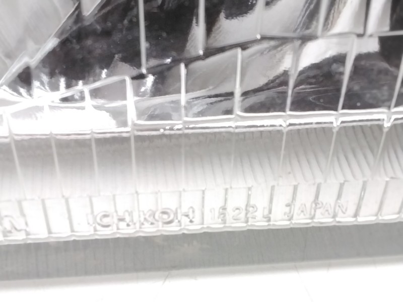 Recambio de faro izquierdo para nissan sunny i (b11) 1.7 d referencia OEM IAM ICHIKOH1522L  