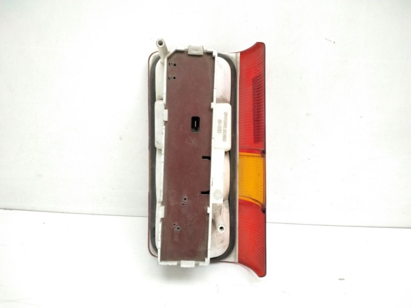 Recambio de piloto trasero izquierdo para seat trans referencia OEM IAM 19028  