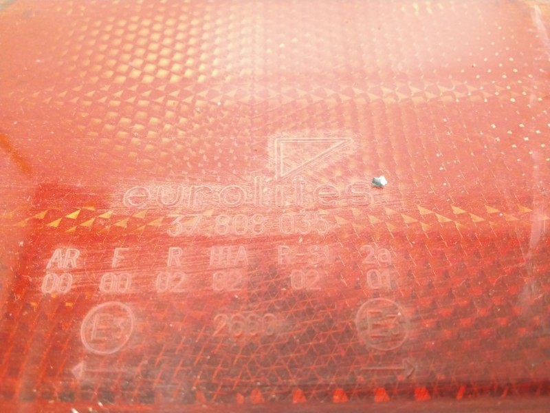 Recambio de cristal piloto para lecitrailer 3e20 referencia OEM IAM 37808035  