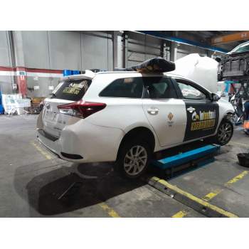 toyota auris station wagon (_e18_) del año 2016