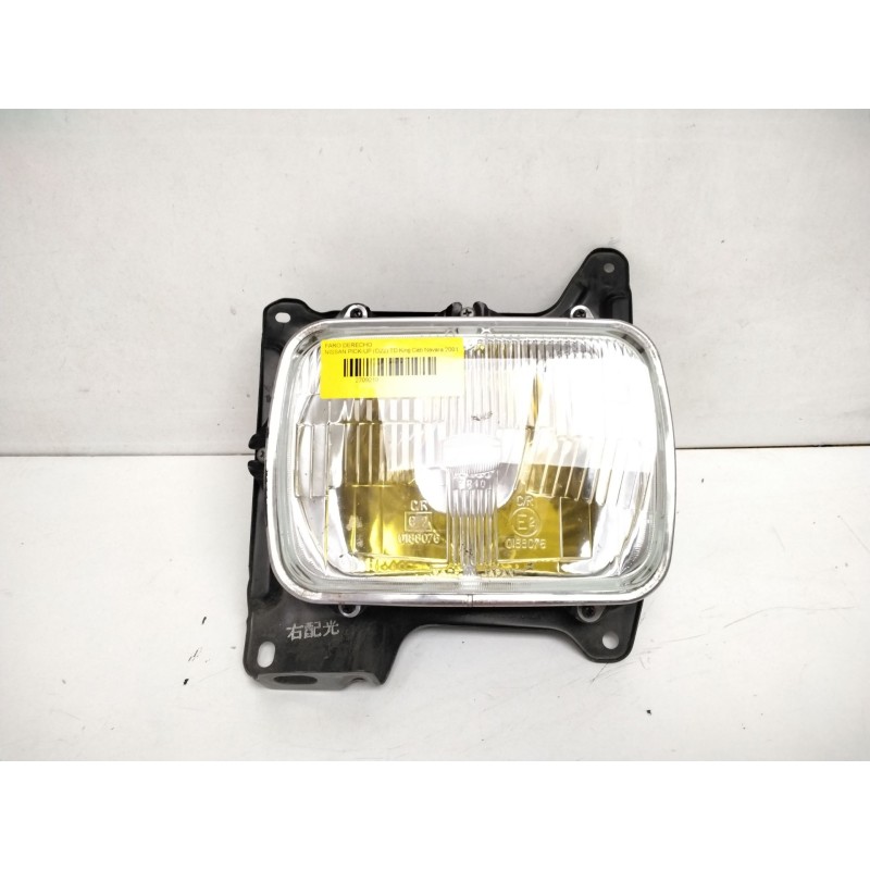 Recambio de faro derecho para nissan pick-up (d22) td king cab navara referencia OEM IAM 11023573  