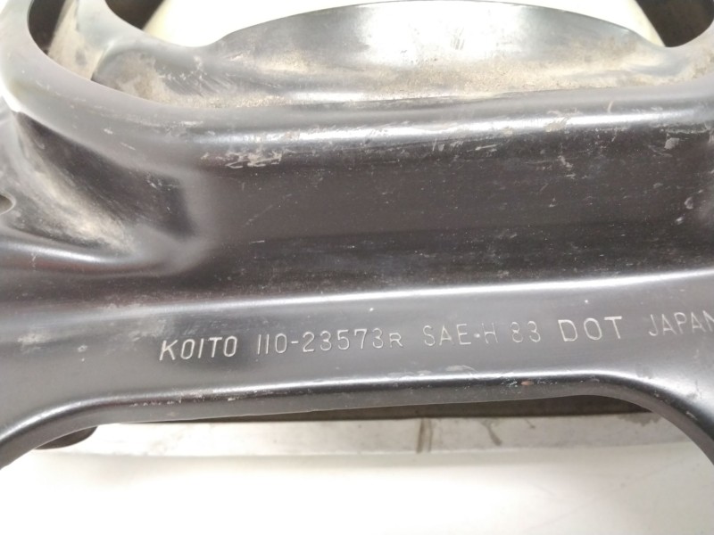 Recambio de faro derecho para nissan pick-up (d22) td king cab navara referencia OEM IAM 11023573  