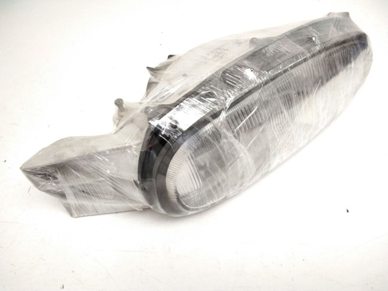 Recambio de faro derecho para nissan sunny (140y, 150y) 1.4 (hbl310) referencia OEM IAM ICHIKOH1438  