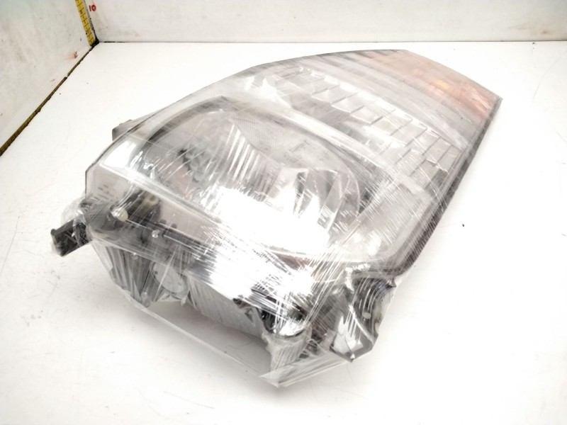 Recambio de faro izquierdo para nissan cabstar 110.45 referencia OEM IAM 89314251  26060BM500