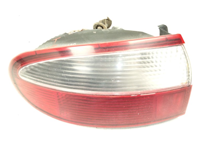 Recambio de piloto trasero izquierdo para daewoo lanos (klat) 1.5 referencia OEM IAM   