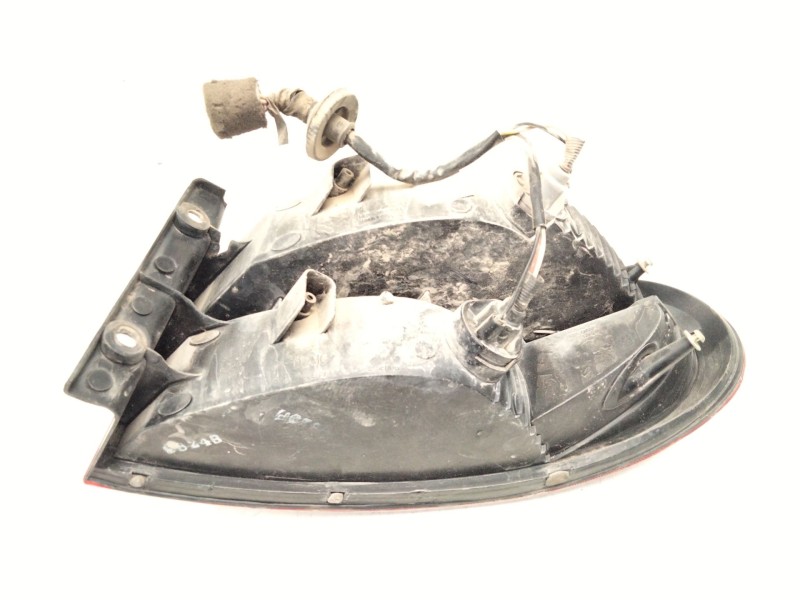 Recambio de piloto trasero izquierdo para daewoo lanos (klat) 1.5 referencia OEM IAM   