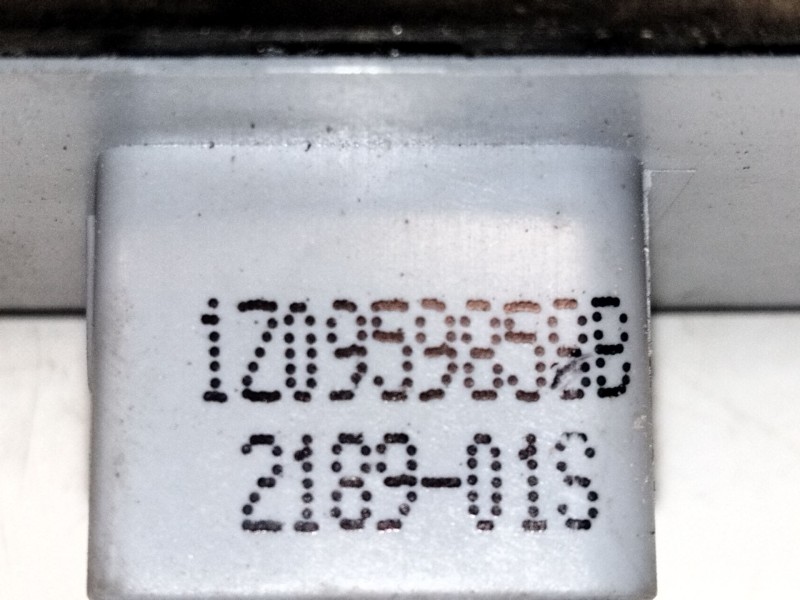 Recambio de mando elevalunas delantero izquierdo para skoda superb ii (3t4) 1.8 tsi 4x4 referencia OEM IAM   