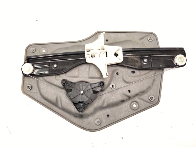 Recambio de elevalunas trasero derecho para skoda superb ii (3t4) 1.8 tsi 4x4 referencia OEM IAM 3T5839402  