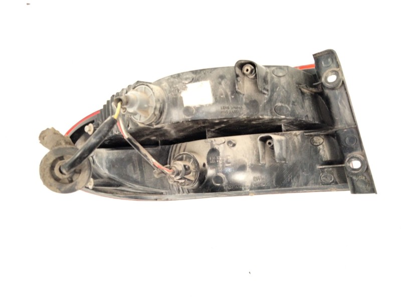 Recambio de piloto trasero derecho para daewoo lanos (klat) 1.5 referencia OEM IAM   