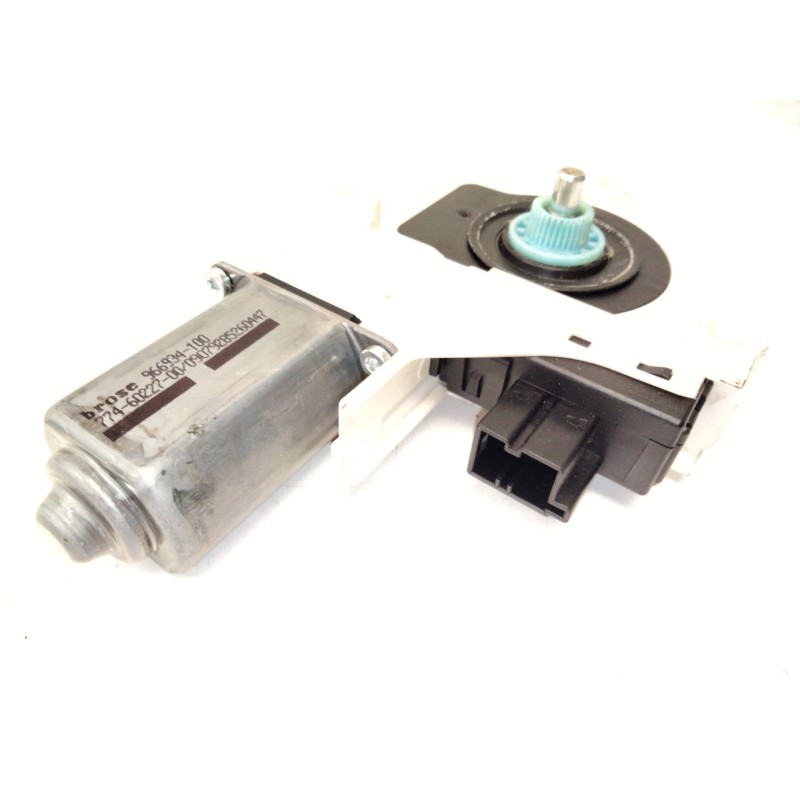 Recambio de motor elevalunas delantero derecho para skoda superb ii (3t4) 1.8 tsi 4x4 referencia OEM IAM 8K0959802  