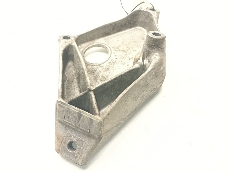 Recambio de soporte motor izquierdo superior para bmw x3 (f25) xdrive 20 d referencia OEM IAM 22116784825 22116784825 