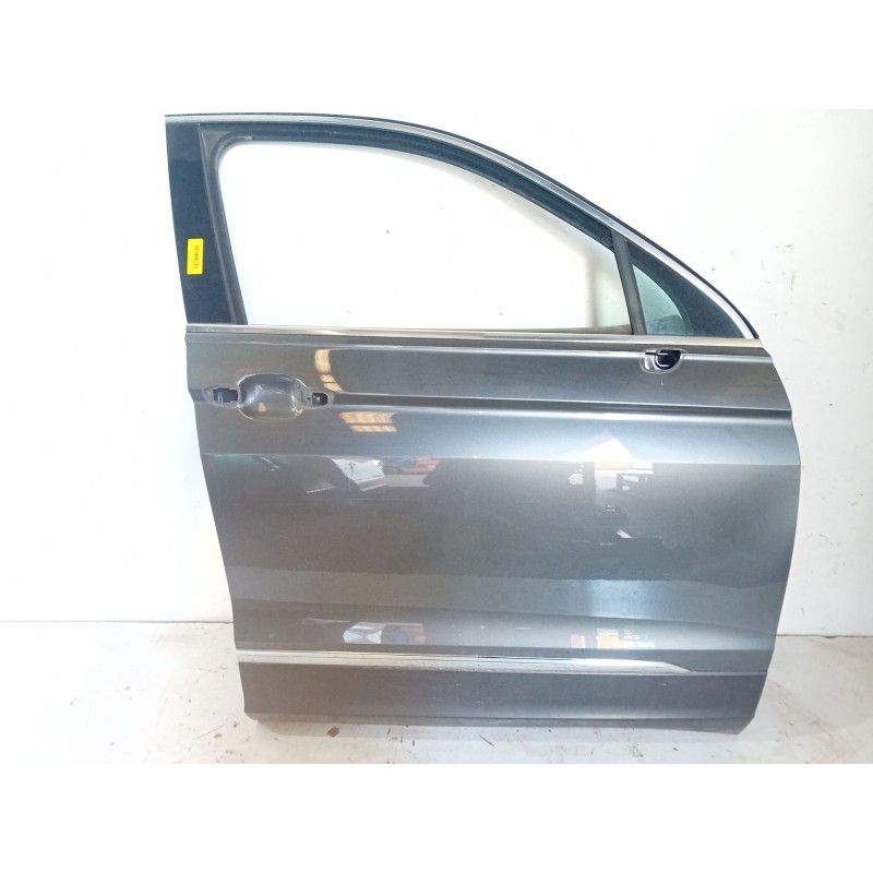 Recambio de puerta delantera derecha para volkswagen tiguan (5n_) 2.0 tdi 4motion referencia OEM IAM 5N0831056  