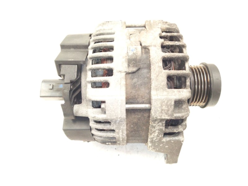 Recambio de alternador para mercedes-benz clase a (w176) a 180 (176.042) referencia OEM IAM A0009061903  
