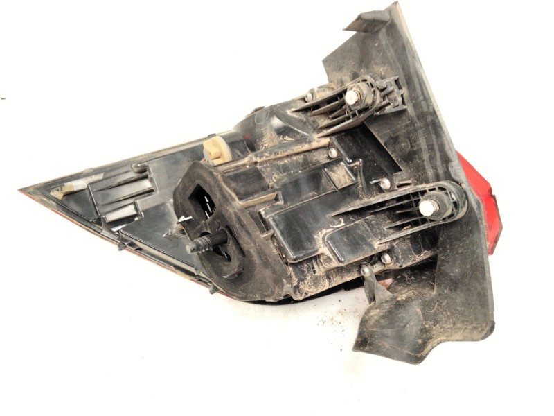 Recambio de piloto trasero izquierdo para volkswagen tiguan (5n_) 2.0 tdi 4motion referencia OEM IAM 5NA945095  