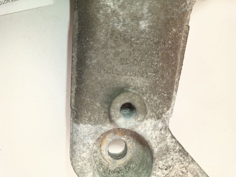 Recambio de soporte motor derecho superior para bmw 1 (f20) 120 d referencia OEM IAM 22116788612  